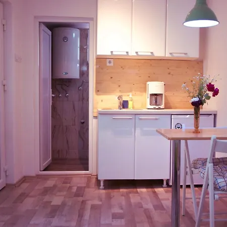 Guest house Universe &