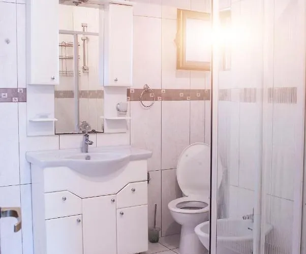 Universe & Гостевой дом