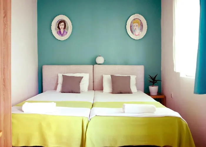 Universe & * Скопье